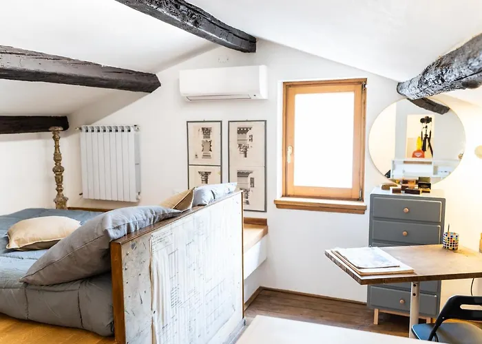 Arc Trilussa 44 * Rom